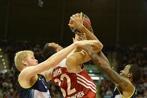 负更大的期 负更大的期