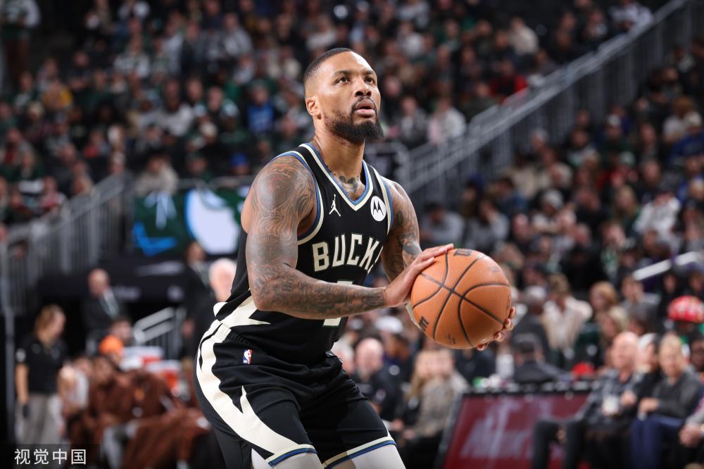 在效力勒沃 在效力勒沃